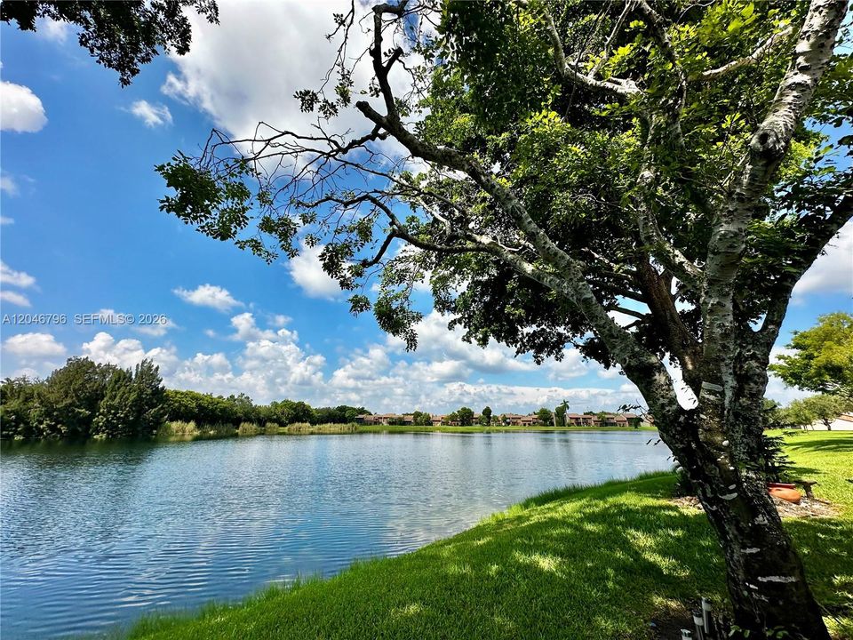For Rent: $3,000 (3 beds, 2 baths, 1326 Square Feet)