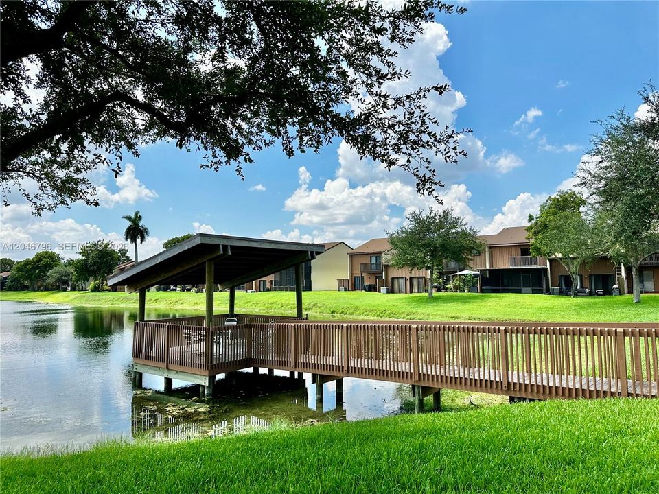 For Rent: $3,000 (3 beds, 2 baths, 1326 Square Feet)