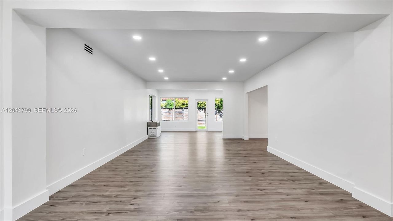 En Renta: $8,000 (2 camas, 2 baños, 1619 Pies cuadrados)