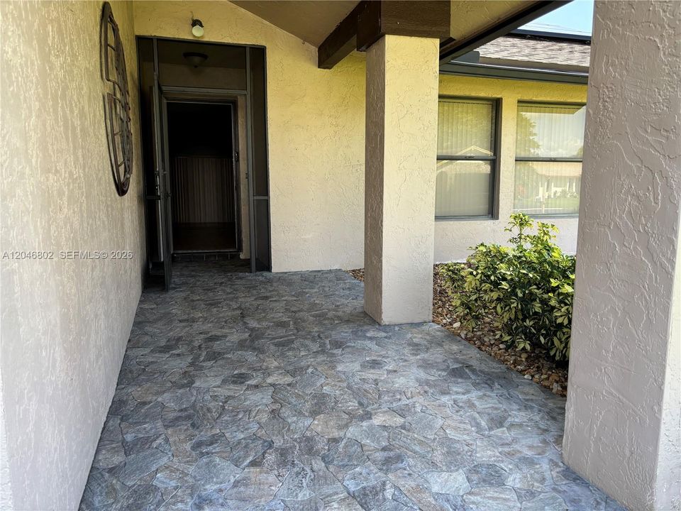 For Rent: $3,150 (2 beds, 2 baths, 1761 Square Feet)