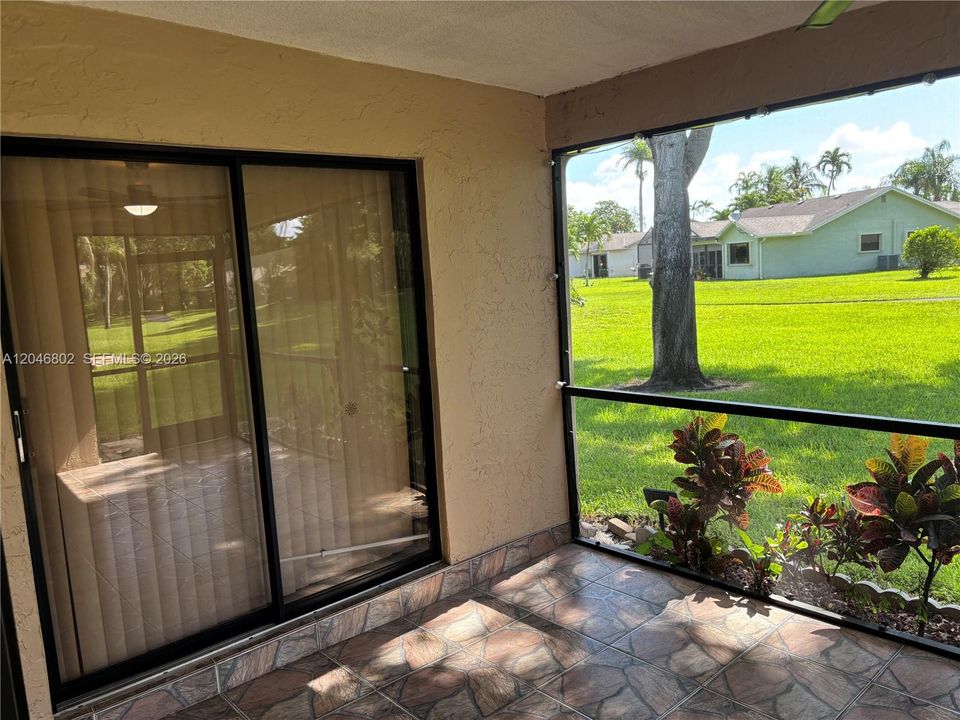 For Rent: $3,150 (2 beds, 2 baths, 1761 Square Feet)