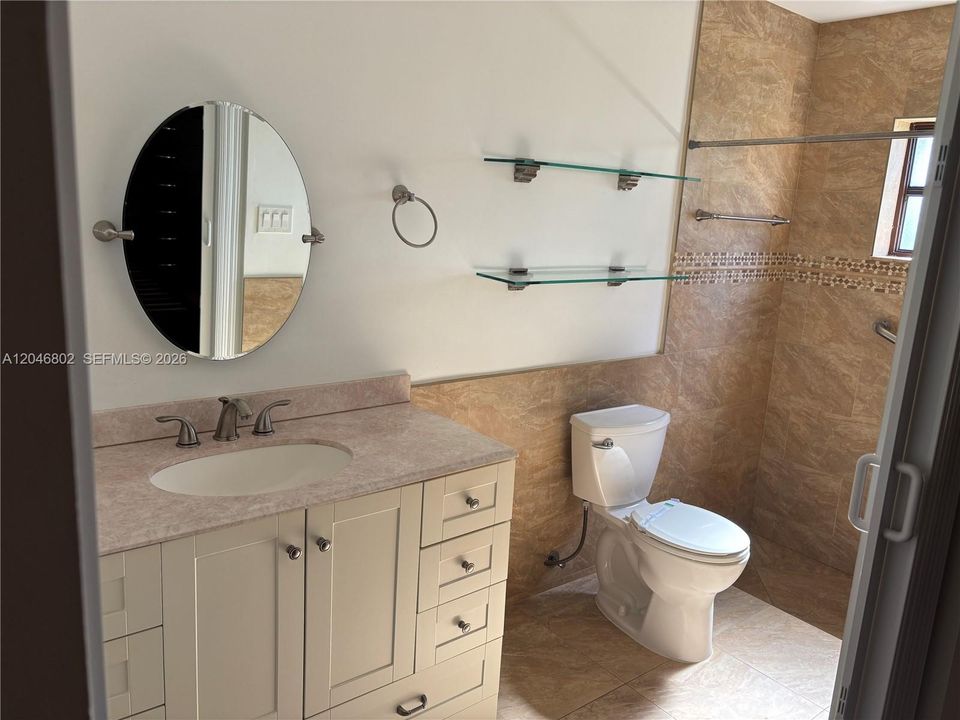 For Rent: $3,150 (2 beds, 2 baths, 1761 Square Feet)