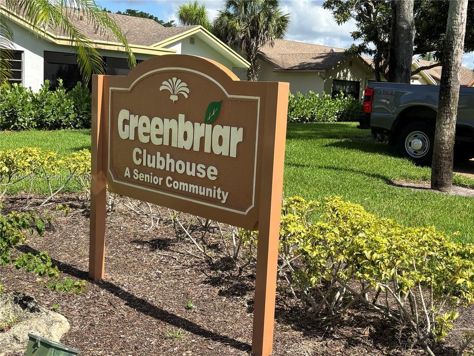 For Rent: $3,150 (2 beds, 2 baths, 1761 Square Feet)