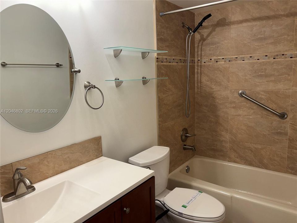 For Rent: $3,150 (2 beds, 2 baths, 1761 Square Feet)