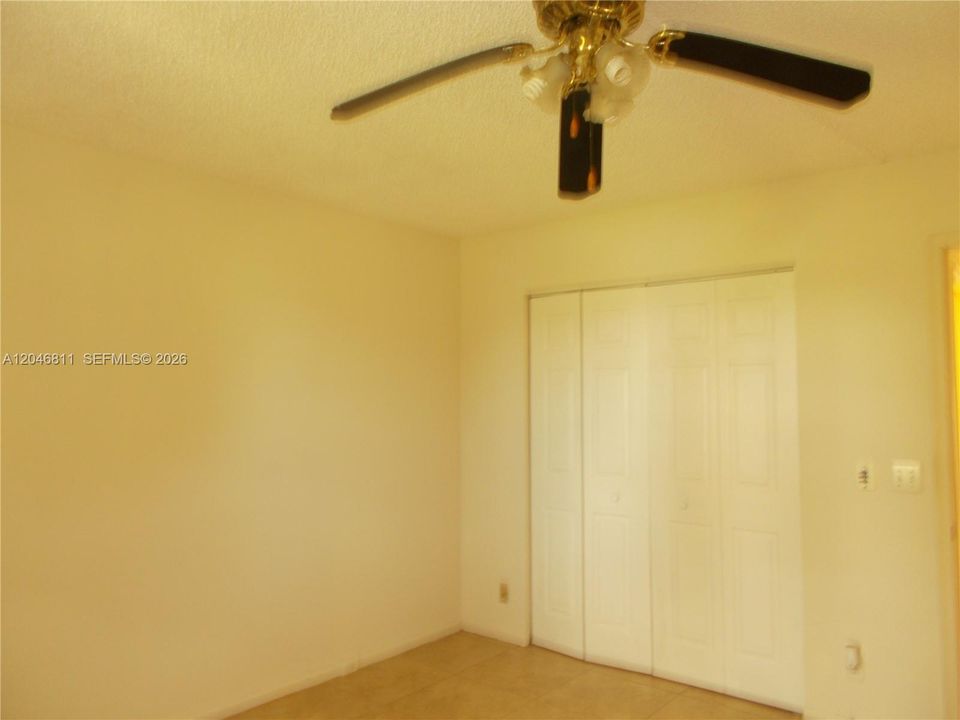 For Rent: $1,690 (2 beds, 1 baths, 953 Square Feet)