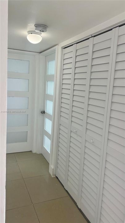 В аренду: $2,200 (2 спален, 2 ванн, 1175 Квадратных фут)