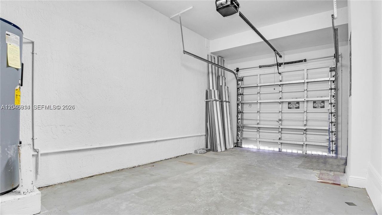 В аренду: $4,800 (4 спален, 3 ванн, 2249 Квадратных фут)