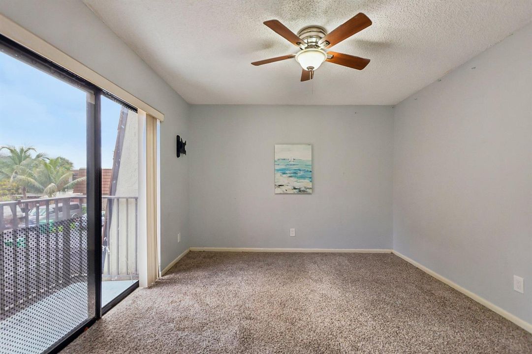 25-web-or-mls-SW 118th Ter-S0107-025