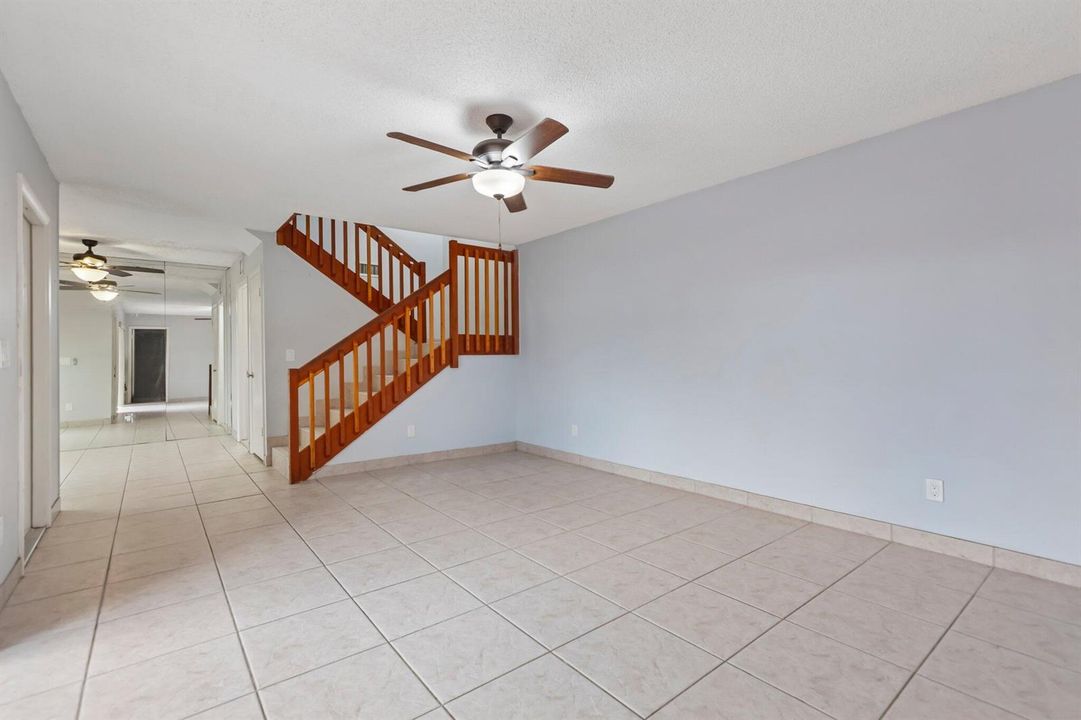 15-web-or-mls-SW 118th Ter-S0107-015