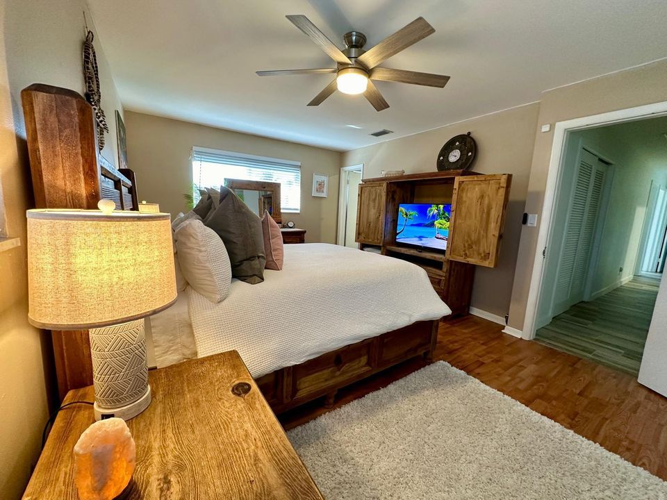 Second master suite