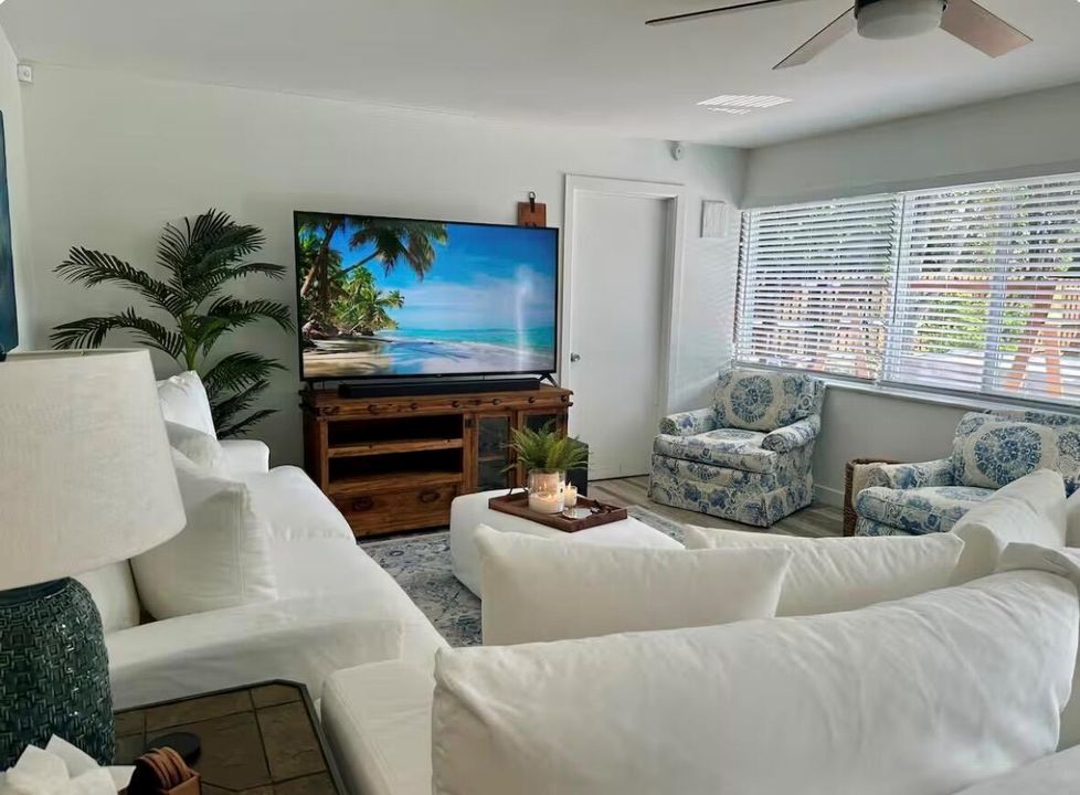 Living room 2