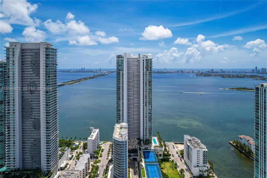 Aerial showing Biscayne Beach and the Miami skyline beyond