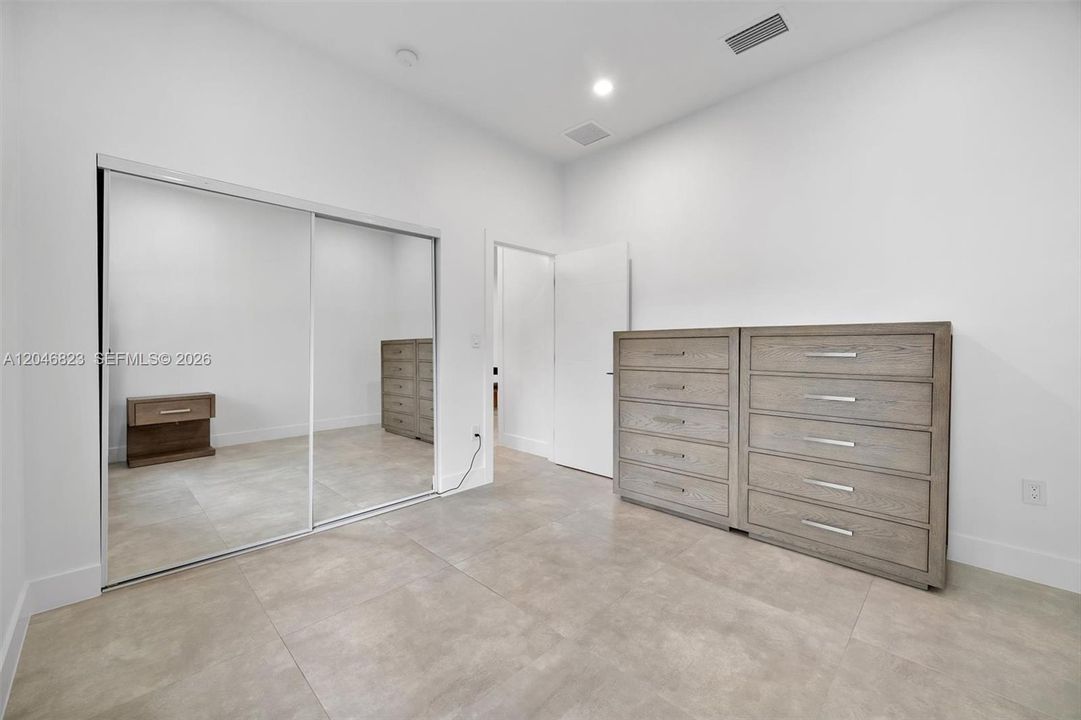 For Sale: $1,190,000 (4 beds, 3 baths, 1833 Square Feet)