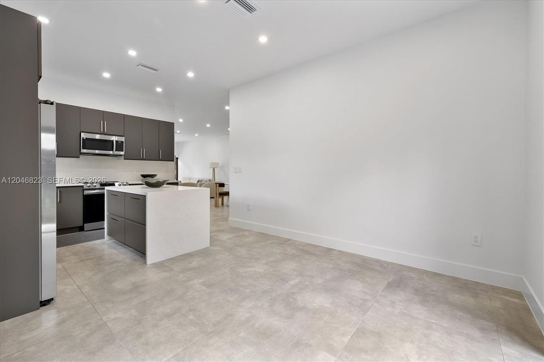 For Sale: $1,190,000 (4 beds, 3 baths, 1833 Square Feet)