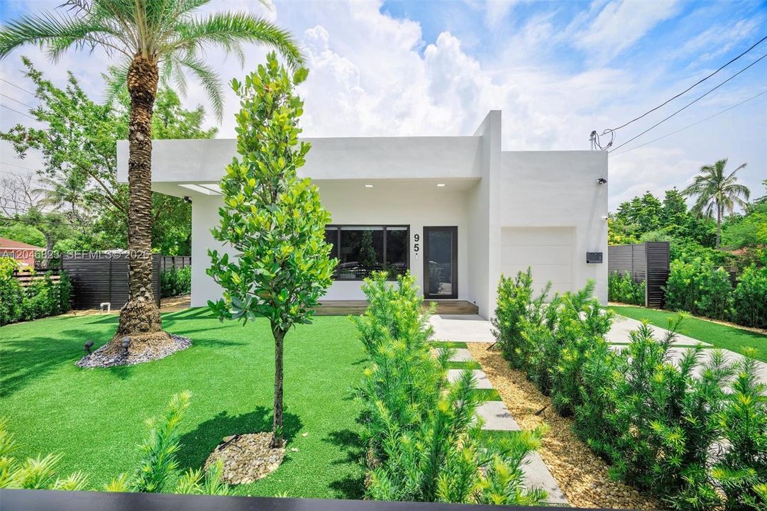 For Sale: $1,190,000 (4 beds, 3 baths, 1833 Square Feet)