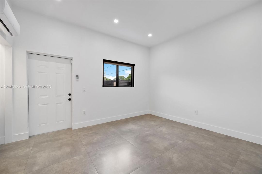 For Sale: $1,190,000 (4 beds, 3 baths, 1833 Square Feet)