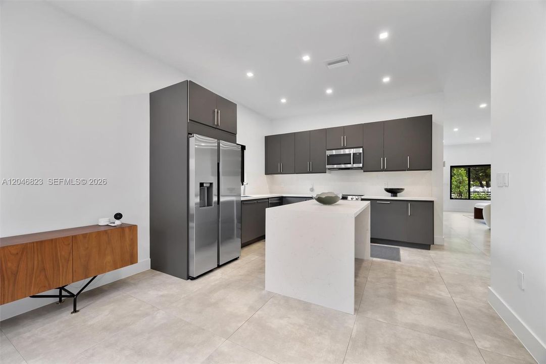 For Sale: $1,190,000 (4 beds, 3 baths, 1833 Square Feet)