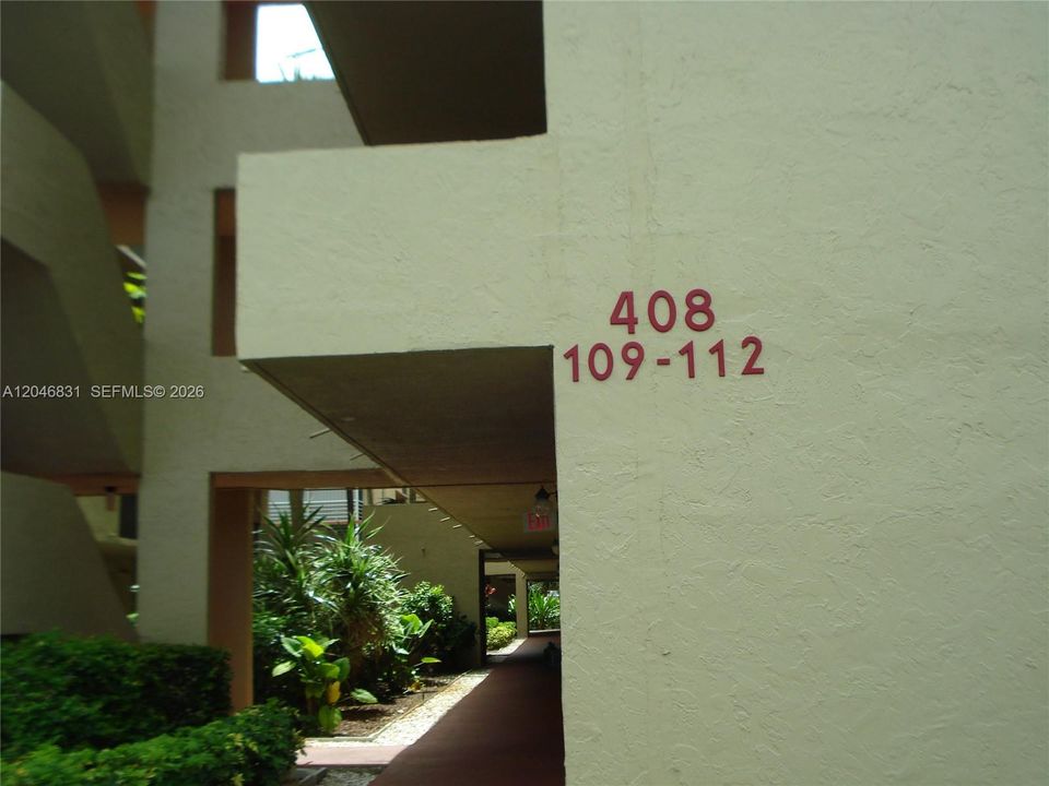 В аренду: $1,750 (1 спален, 1 ванн, 940 Квадратных фут)
