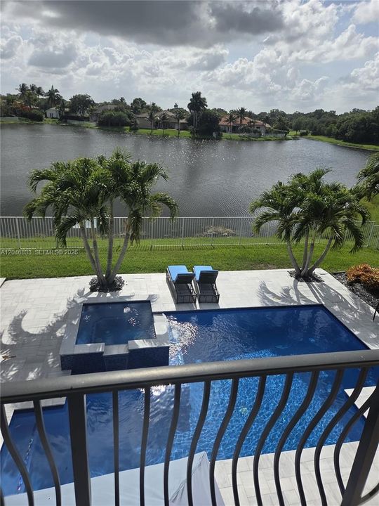 En Venta: $1,975,000 (5 camas, 4 baños, 4361 Pies cuadrados)