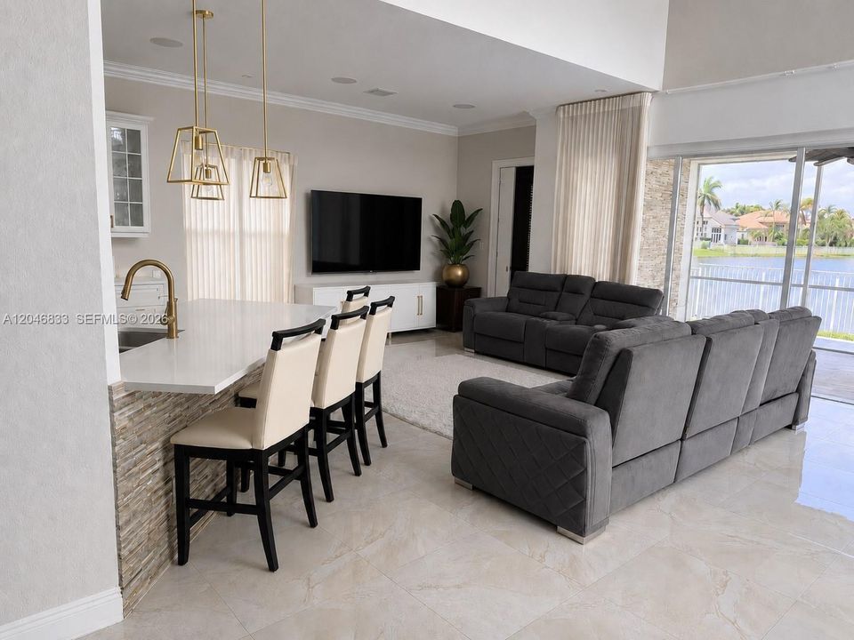 En Venta: $1,975,000 (5 camas, 4 baños, 4361 Pies cuadrados)