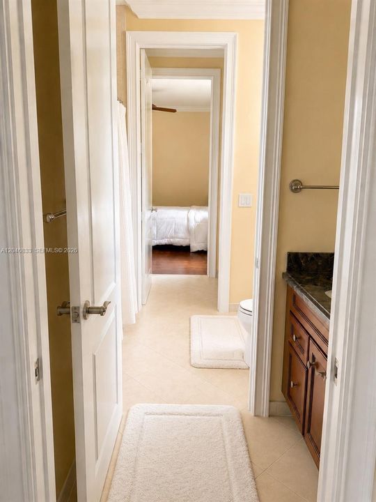 En Venta: $1,975,000 (5 camas, 4 baños, 4361 Pies cuadrados)
