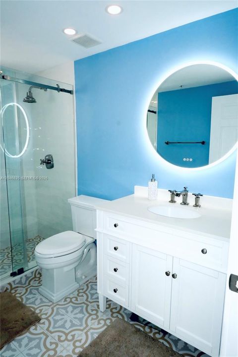 For Rent: $3,500 (2 beds, 2 baths, 899 Square Feet)