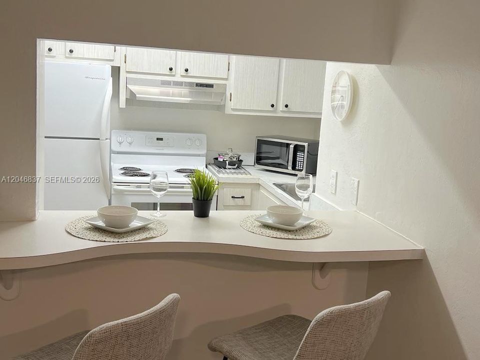 В аренду: $2,125 (1 спален, 1 ванн, 660 Квадратных фут)