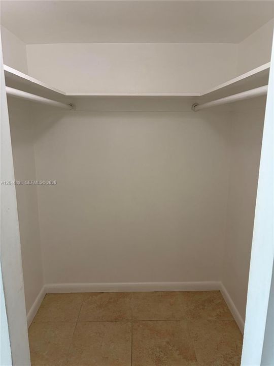 Walking Closet Master