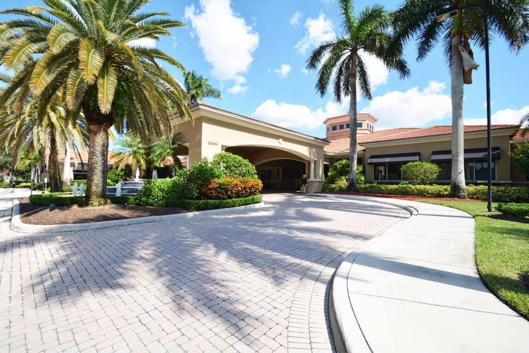 59-web-or-mls-36_valencia lakes (3)