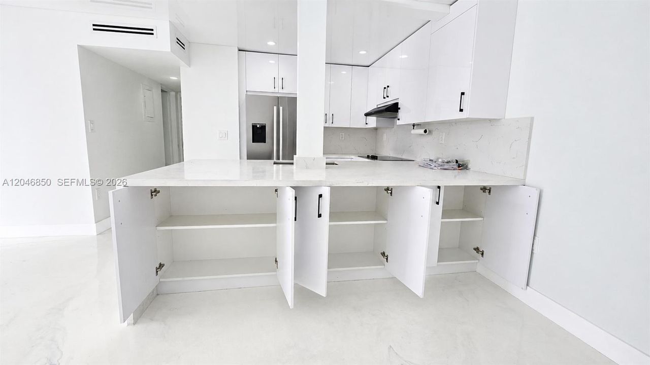 En Venta: $310,000 (2 camas, 2 baños, 914 Pies cuadrados)