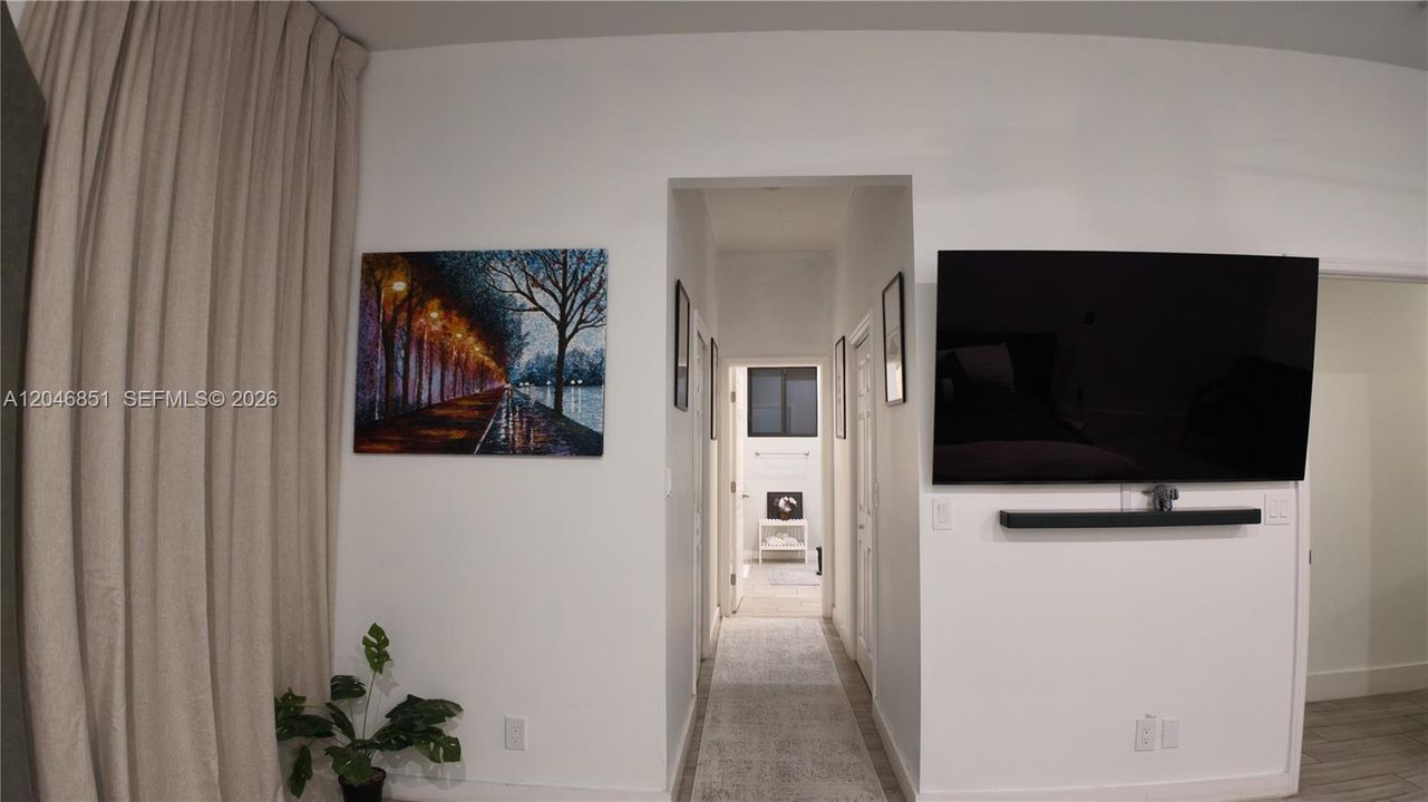 For Sale: $600,000 (3 beds, 2 baths, 2220 Square Feet)