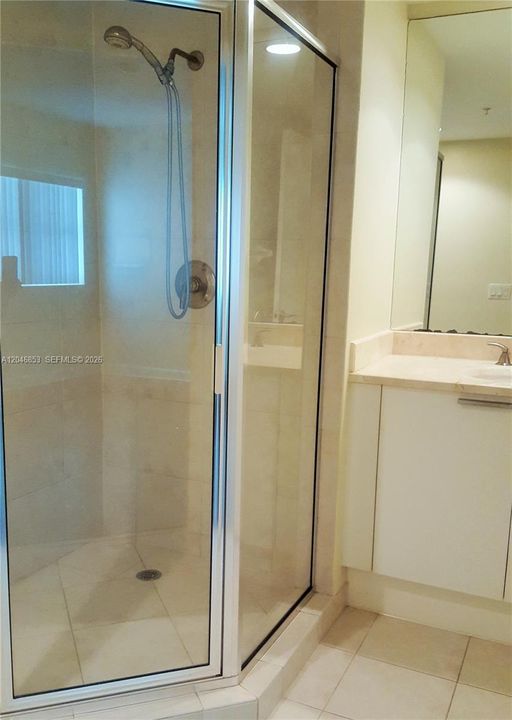 В аренду: $3,300 (2 спален, 2 ванн, 1603 Квадратных фут)