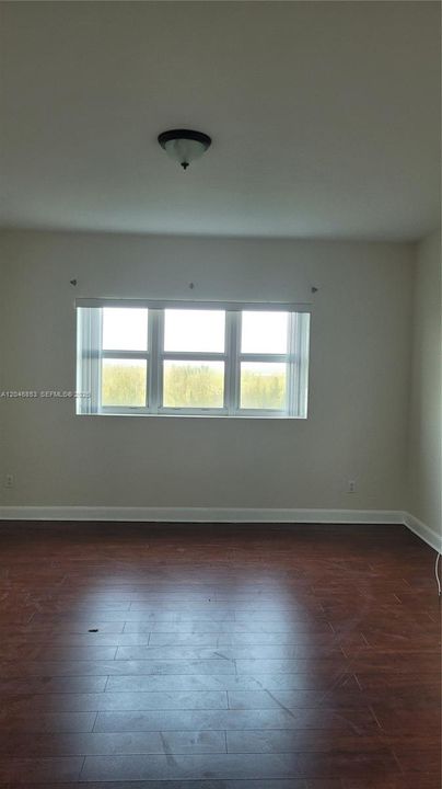 В аренду: $3,300 (2 спален, 2 ванн, 1603 Квадратных фут)