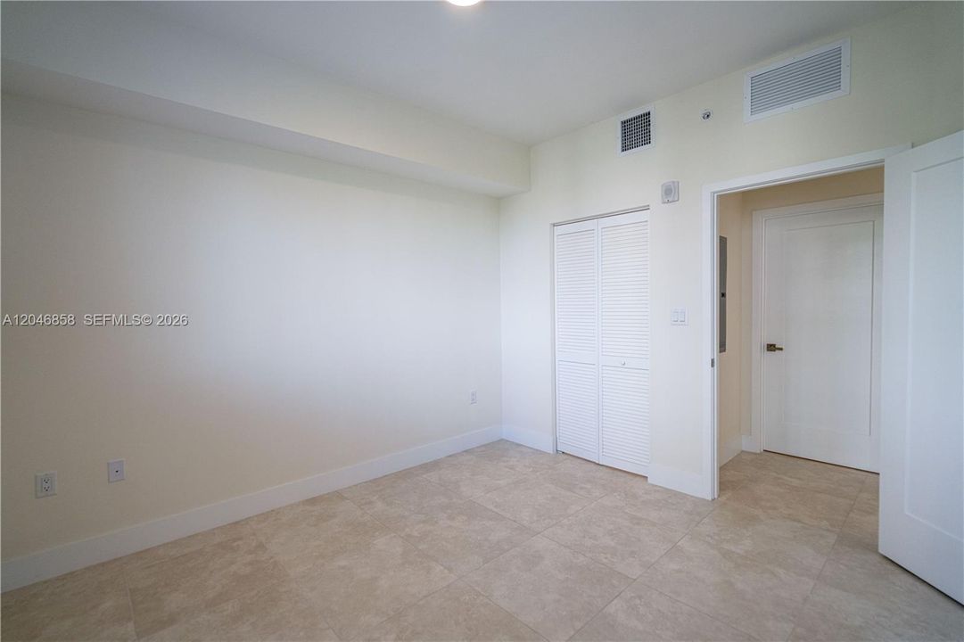 В аренду: $3,650 (2 спален, 2 ванн, 1163 Квадратных фут)