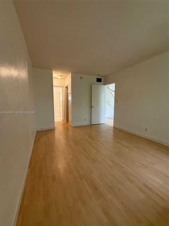 В аренду: $1,600 (1 спален, 1 ванн, 668 Квадратных фут)