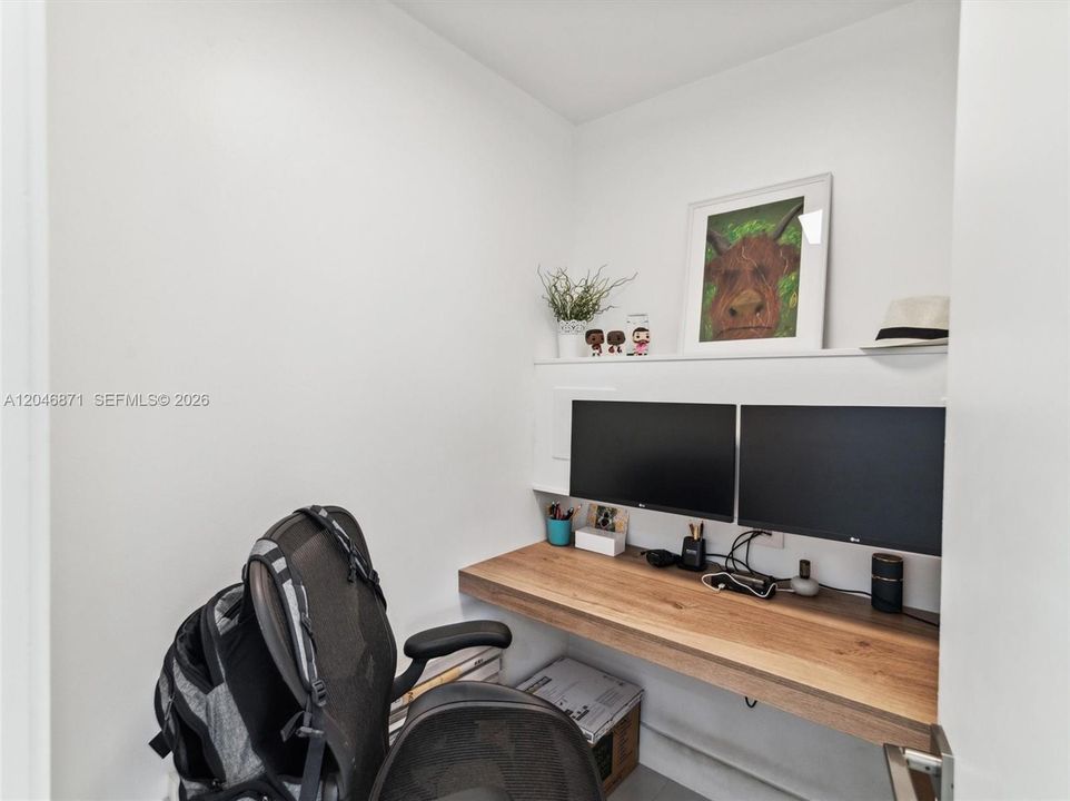 В аренду: $4,100 (3 спален, 2 ванн, 1784 Квадратных фут)
