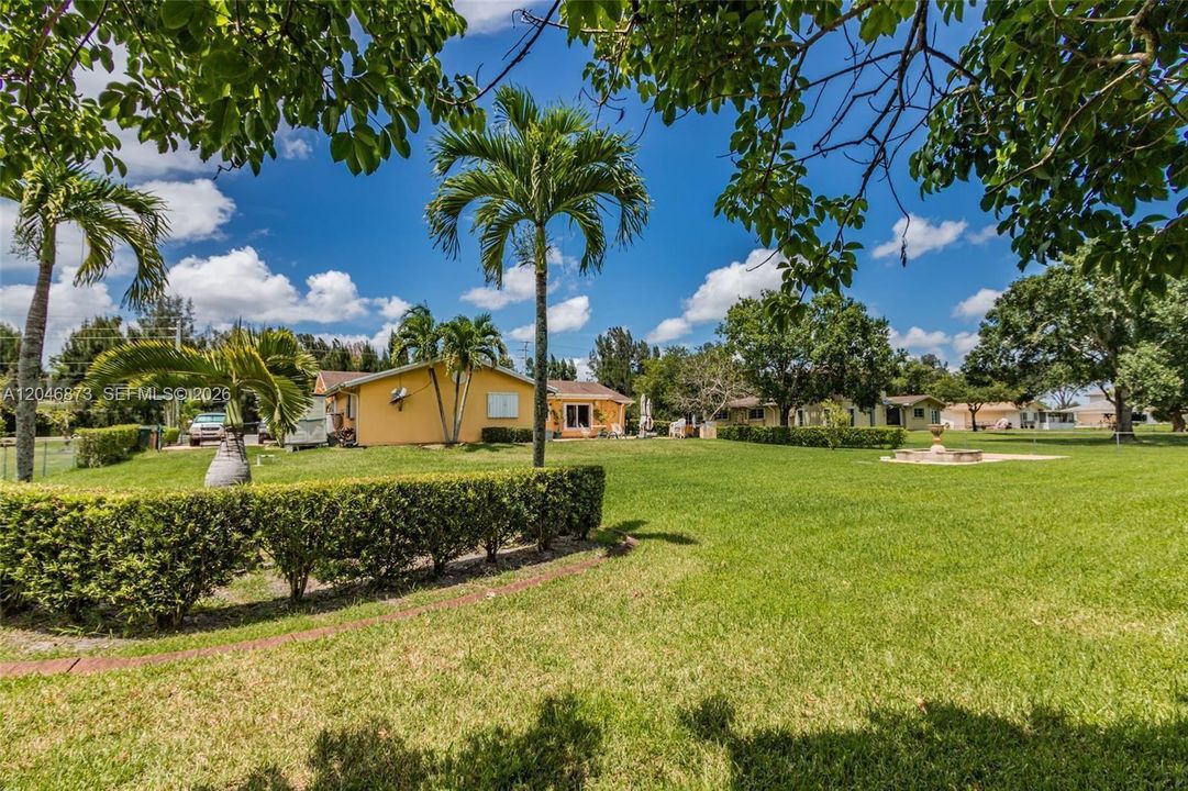 For Sale: $1,197,000 (4 beds, 2 baths, 2895 Square Feet)