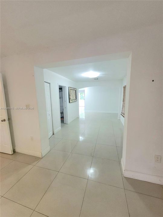 En Renta: $3,300 (3 camas, 3 baños, 1606 Pies cuadrados)