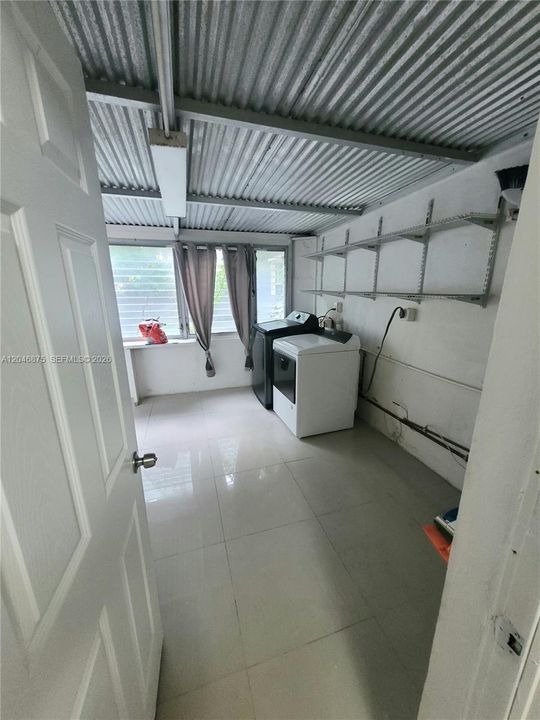 En Renta: $3,300 (3 camas, 3 baños, 1606 Pies cuadrados)