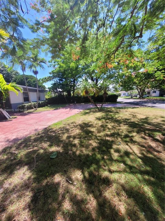 En Renta: $3,300 (3 camas, 3 baños, 1606 Pies cuadrados)