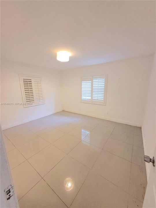 En Renta: $3,300 (3 camas, 3 baños, 1606 Pies cuadrados)