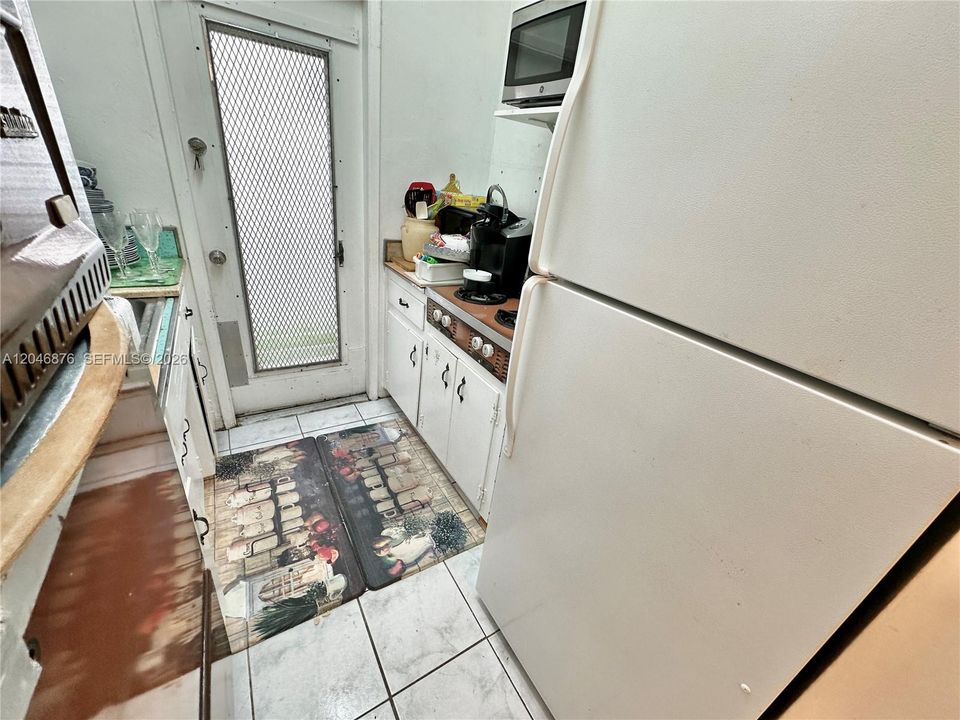 На продажу: $130,000 (0 спален, 1 ванн, 406 Квадратных фут)