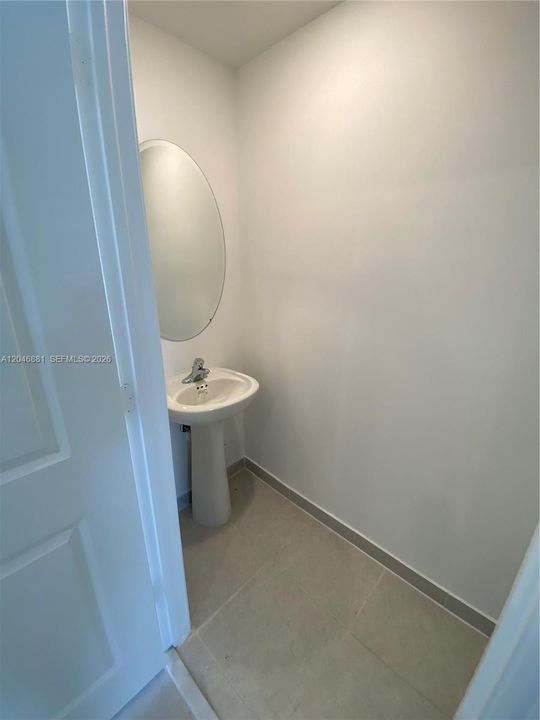 В аренду: $2,360 (3 спален, 2 ванн, 1545 Квадратных фут)