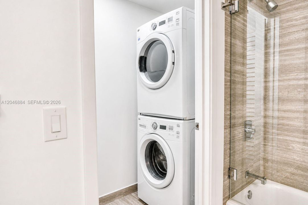 For Rent: $7,500 (2 beds, 3 baths, 1314 Square Feet)