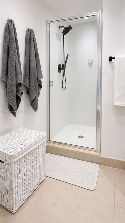 В аренду: $2,850 (0 спален, 1 ванн, 655 Квадратных фут)