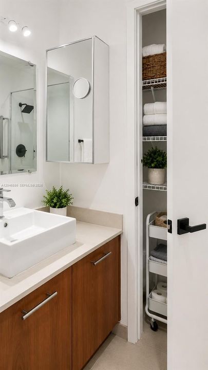В аренду: $2,850 (0 спален, 1 ванн, 655 Квадратных фут)