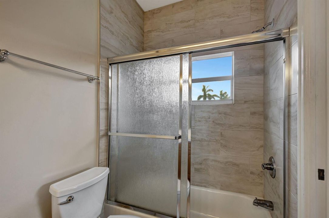 29-web-or-mls-5D1A2157 2024-09-15 22_18_