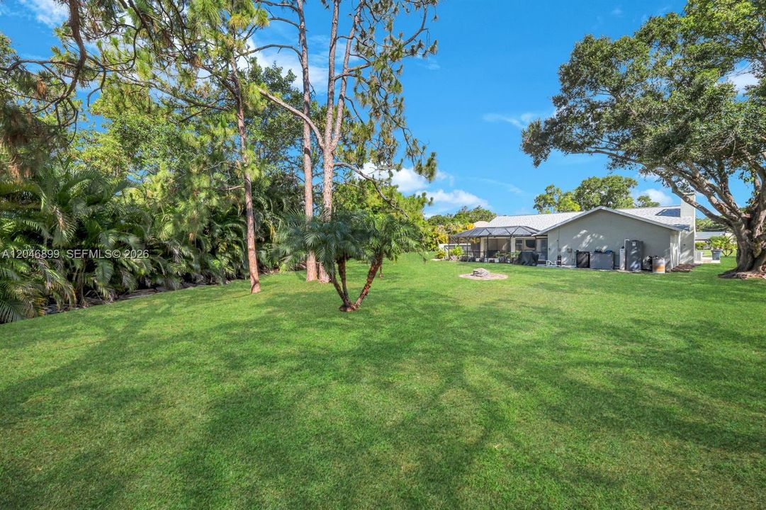 For Sale: $525,000 (3 beds, 2 baths, 1874 Square Feet)