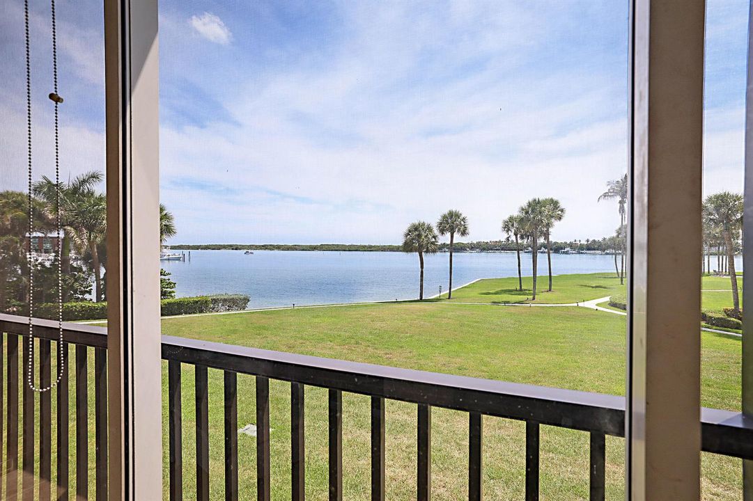 300 Intracoastal Place Apt 204-31