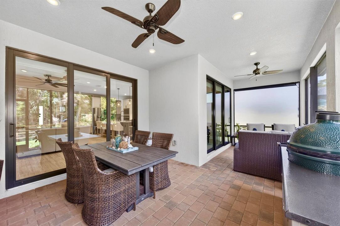 3862 552 Lanai
